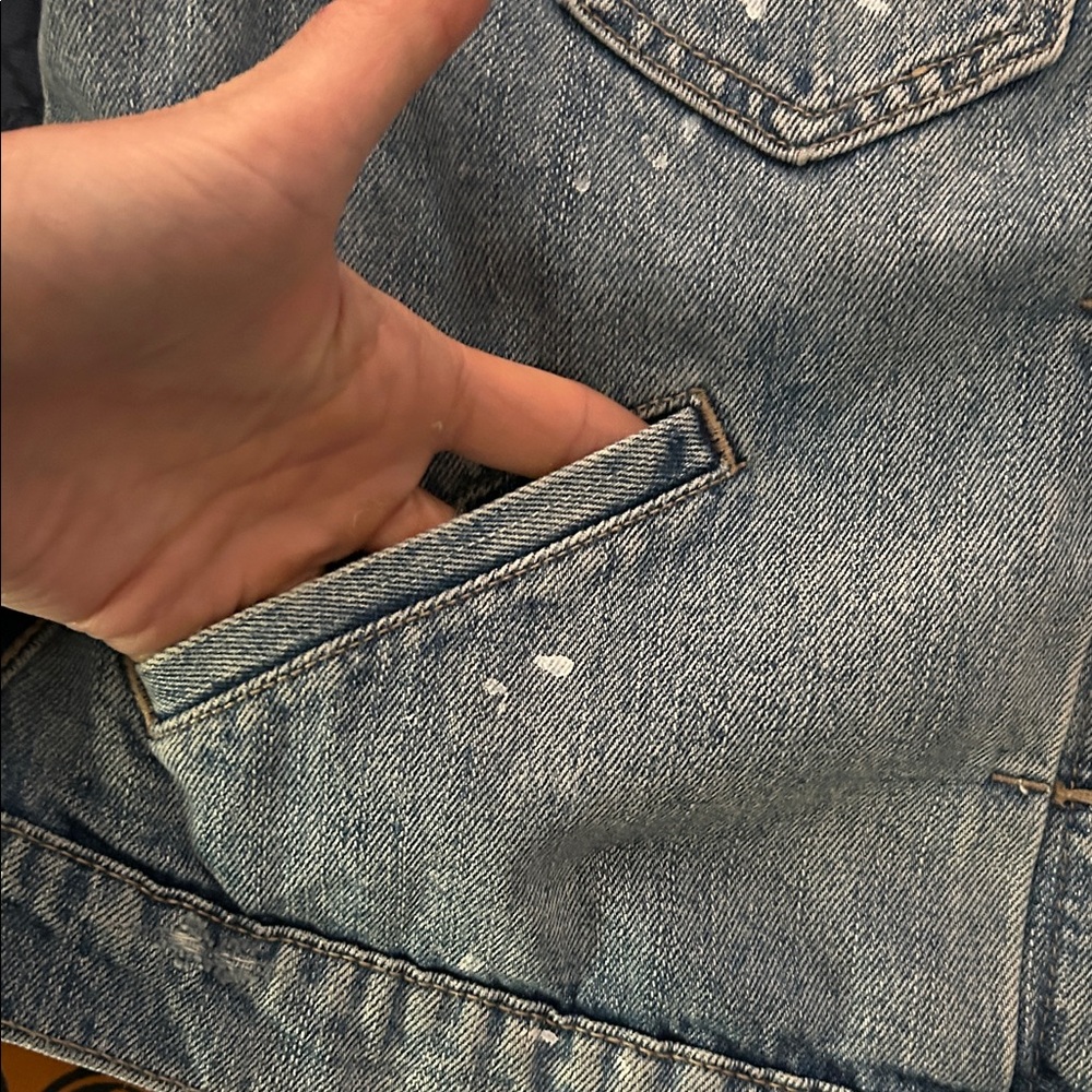 Old Navy Light Blue Denim Jacket - Picture 5 of 7